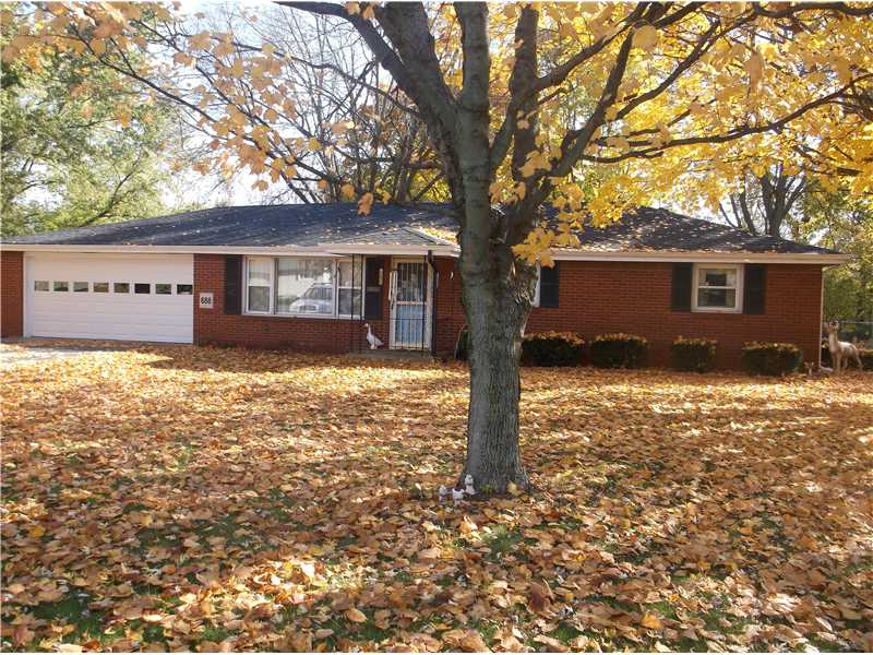 688 N Pendleton Ave, Pendleton, IN 46064 photo 1