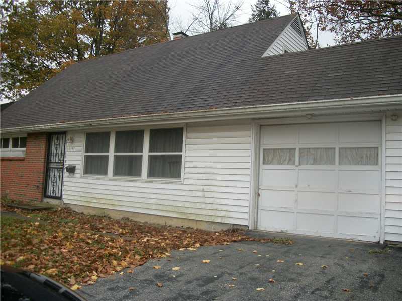 6143 Meadowlark Dr, Indianapolis, IN 46226 photo 1