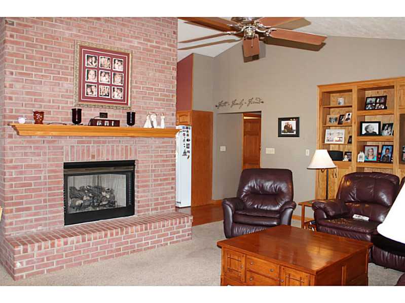 6646 S 600 E, Waldron, IN 46182 photo 4