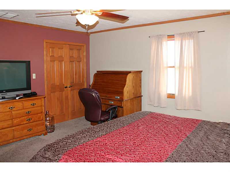 6646 S 600 E, Waldron, IN 46182 photo 11