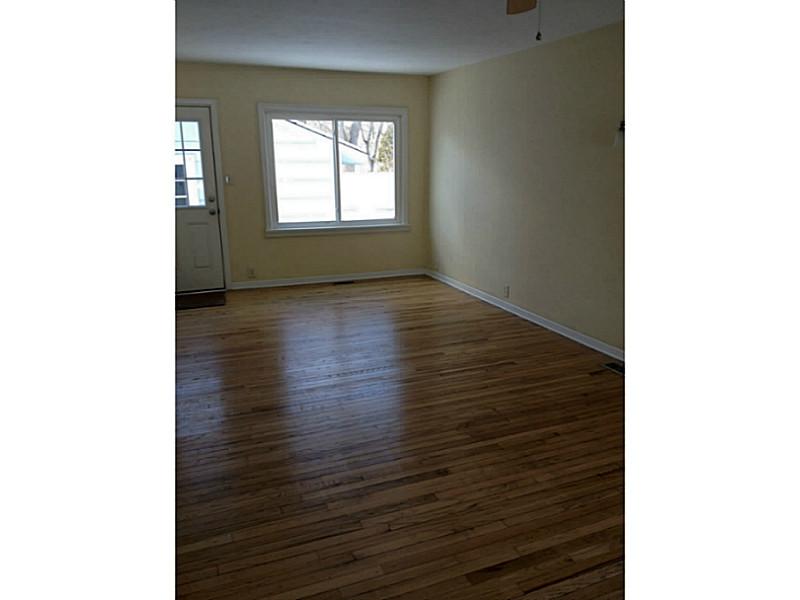 628 S Broadway, Pendleton, IN 46064 photo 5