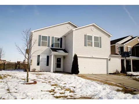8114 S Firefly Dr, Pendleton, IN 46064 photo 1