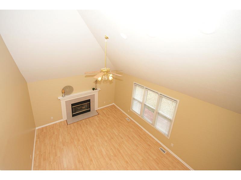 11570 Sutton Place E Dr, Carmel, IN 46032 photo 8