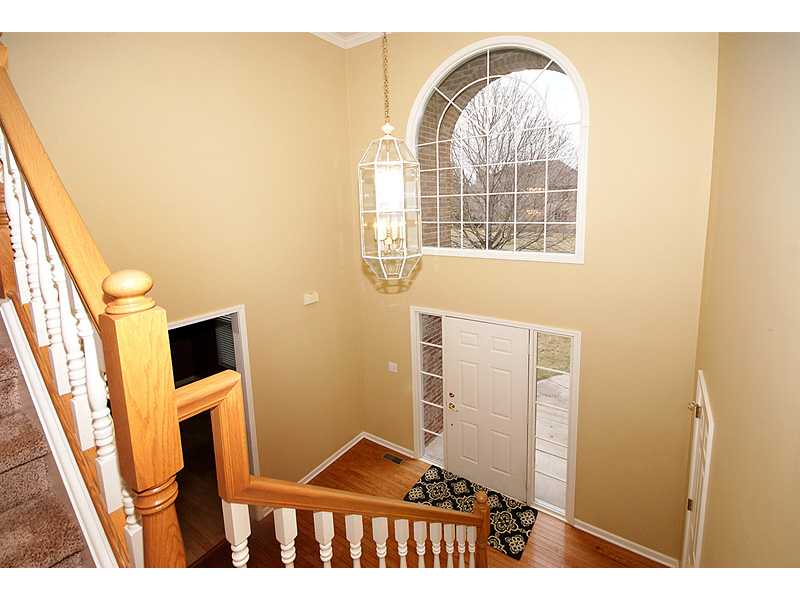 11570 Sutton Place E Dr, Carmel, IN 46032 photo 3