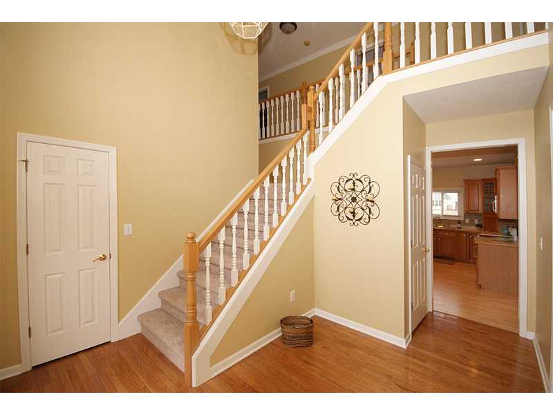 11570 Sutton Place E Dr, Carmel, IN 46032 photo 2