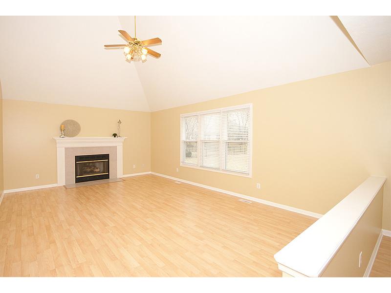 11570 Sutton Place E Dr, Carmel, IN 46032 photo 6
