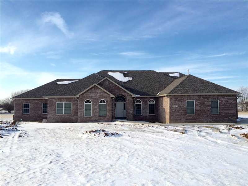 731 N Pendleton Ave, Pendleton, IN 46064 photo 1
