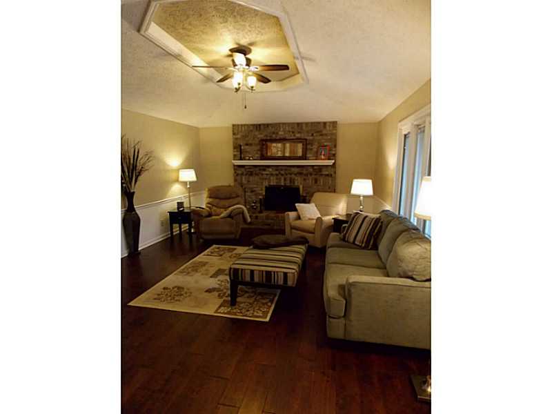 523 Summit Dr, Plainfield, IN 46168 photo 6