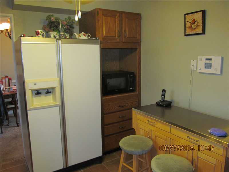 6602 E Hampton Dr, Indianapolis, IN 46226 photo 9
