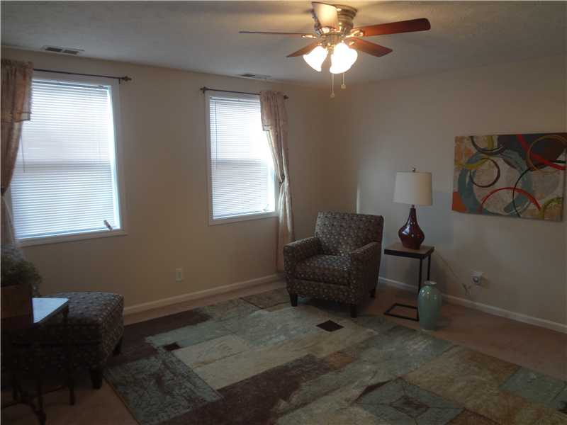 106 W Junction St, Maxwell, IN 46154 photo 3