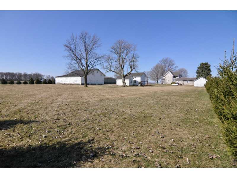 1257 N 100 E, Flora, IN 46929 photo 6