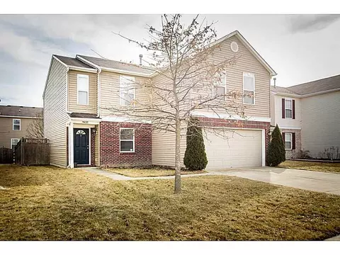 9427 W Constellation Dr, Pendleton, IN 46064 photo 1