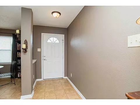 9427 W Constellation Dr, Pendleton, IN 46064 photo 2