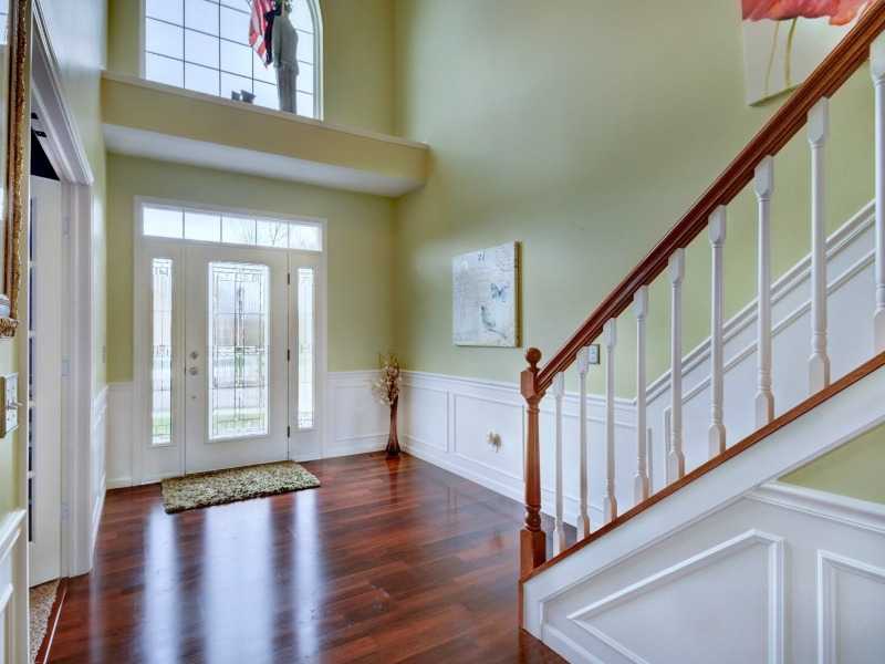 12939 Clairmont Dr, Fishers, IN 46037 photo 2
