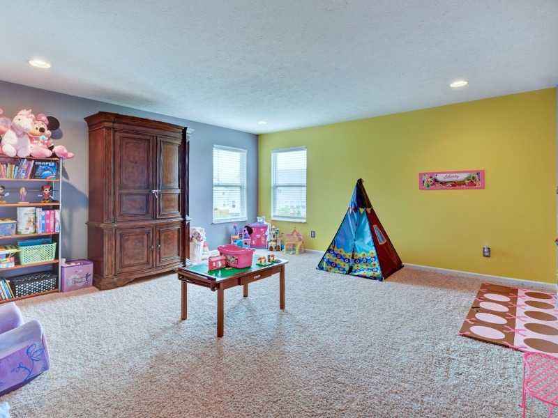 12939 Clairmont Dr, Fishers, IN 46037 photo 20
