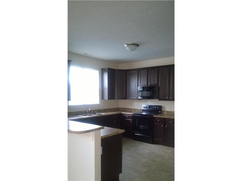 2921 Hervey St, Indianapolis, IN 46203 photo 2