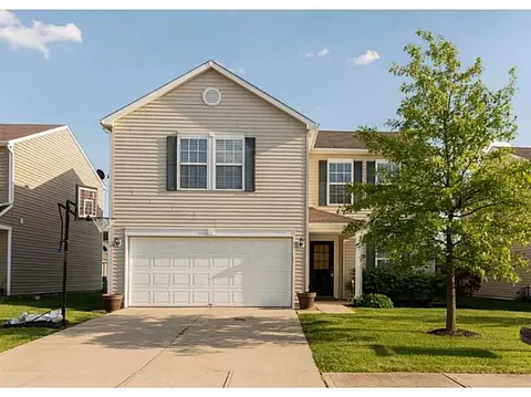 9513 W Constellation Dr, Pendleton, IN 46064 photo 1