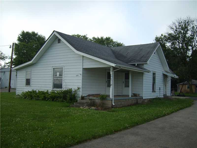 6719 E Base Rd, Columbus, IN 47203 photo 1
