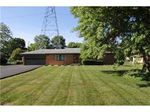 123 E Beechwood Ln, Indianapolis, IN 46227 photo 1