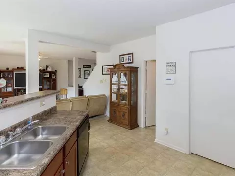 8284 S Midnight Dr, Pendleton, IN 46064 photo 9