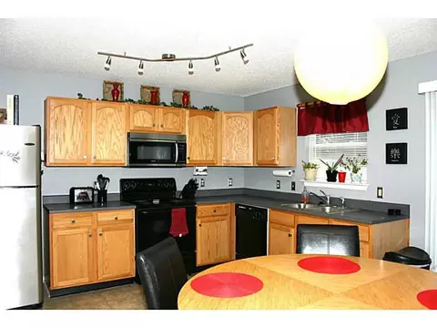 9485 W Constellation Dr, Pendleton, IN 46064 photo 5