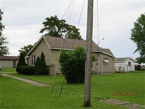 401 E Franklin St, Colfax, IN 46035 photo 3