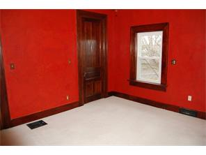 301 E State St, Pendleton, IN 46064 photo 16