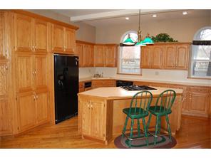 301 E State St, Pendleton, IN 46064 photo 7