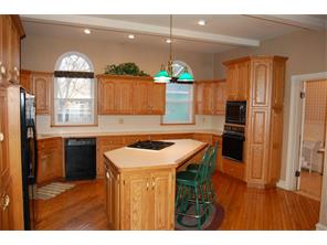 301 E State St, Pendleton, IN 46064 photo 8