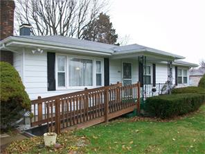 306 E Broadway Ave, Arcadia, IN 46030 photo 2