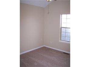 307 Tamarack Ct, Pendleton, IN 46064 photo 5