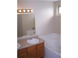 307 Tamarack Ct, Pendleton, IN 46064 photo 4