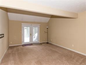 7987 Benjamin Dr, Indianapolis, IN 46226 photo 2