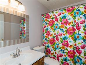 7987 Benjamin Dr, Indianapolis, IN 46226 photo 12