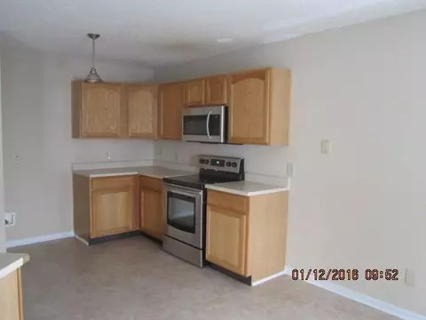 8309 S Firefly Dr, Pendleton, IN 46064 photo 5