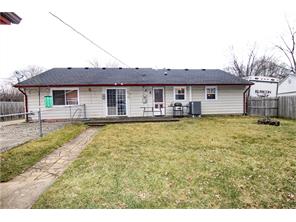 1114 Brookside Ln, Plainfield, IN 46168 photo 2