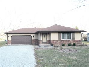 108 N Fairfield Ln, Pendleton, IN 46064 photo 1