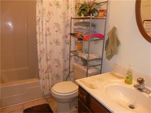 108 N Fairfield Ln, Pendleton, IN 46064 photo 12