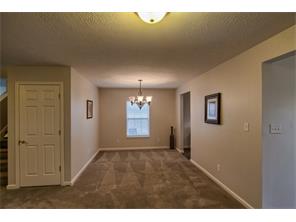 8399 Catchfly Dr, Plainfield, IN 46168 photo 4