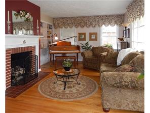 860 Southwood Dr, Indianapolis, IN 46227 photo 3