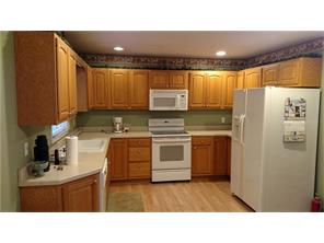 1030 Beechtree Dr, Columbus, IN 47203 photo 9