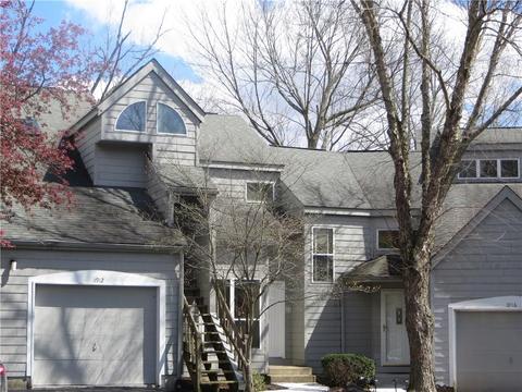 1912 S Bay Pointe Dr, Bloomington, IN 47401 photo 1