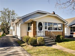 5263 E 10th St, Indianapolis, IN 46219 photo 1