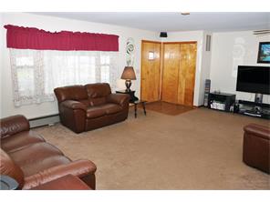205 E Cherry St, Advance, IN 46102 photo 4