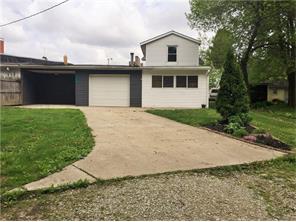 109 E Washington St, Roachdale, IN 46172 photo 3