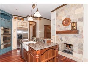 614 E Saint Clair St, Indianapolis, IN 46202 photo 7