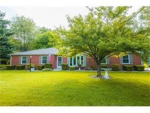 111 Fairfield Ln, Pendleton, IN 46064 photo 1