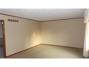 7552 S 300 Rd E, Waldron, IN 46182 photo 4