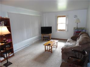 206 Kyte St, Columbus, IN 47201 photo 2