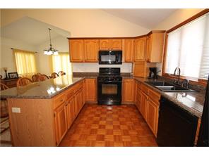 13400 S Base Rd, Columbus, IN 47201 photo 10